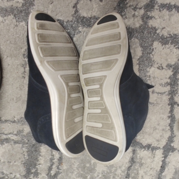 4 pairs of Cole Haan flats Loafers high top size 5,free size 6 sandals - Picture 6 of 15